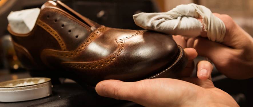 Shoe Shine Service
